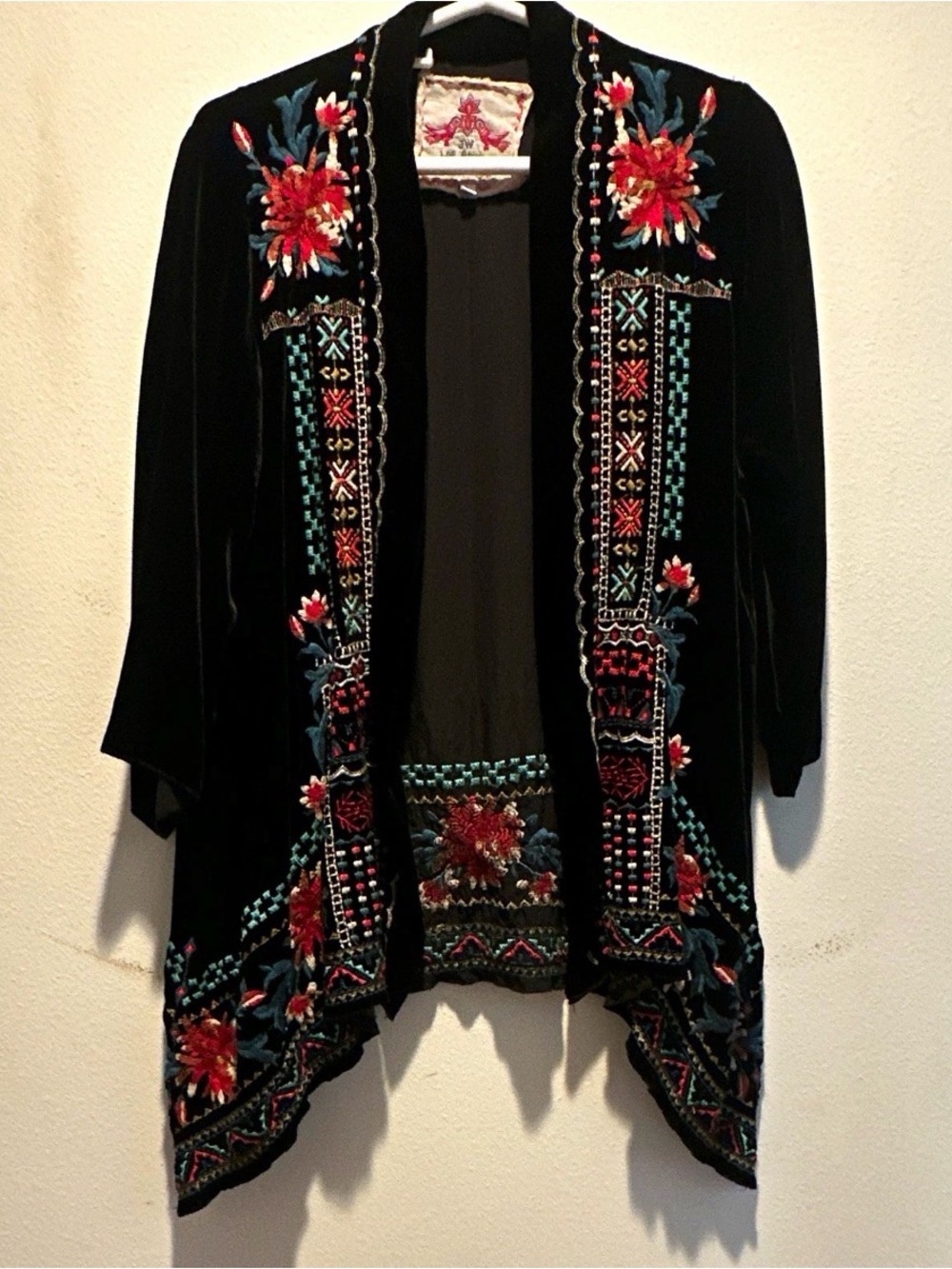 Johnny Was Black velvet Embroidered Floral Open-Front kimono style